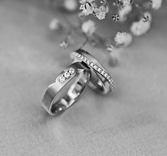 A pair of exquisite platinum wedding rings